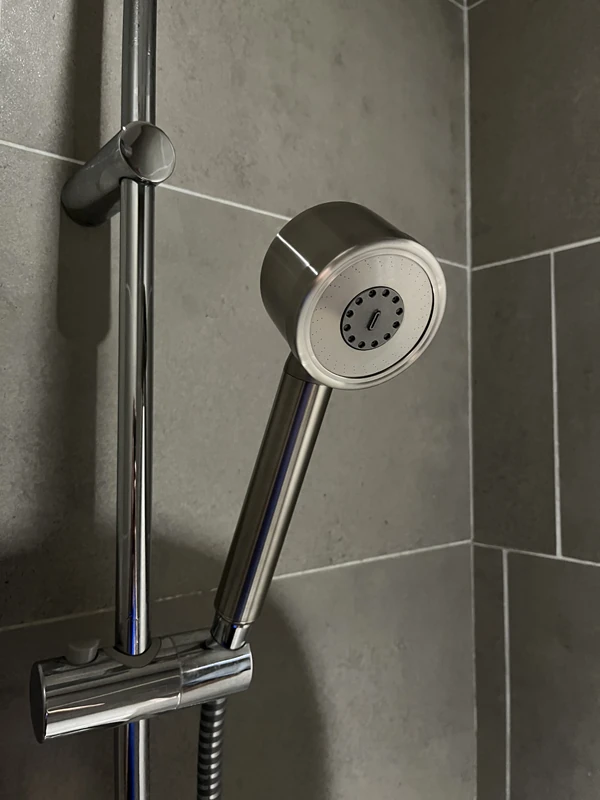 Pommeau de douche économique à haute pression